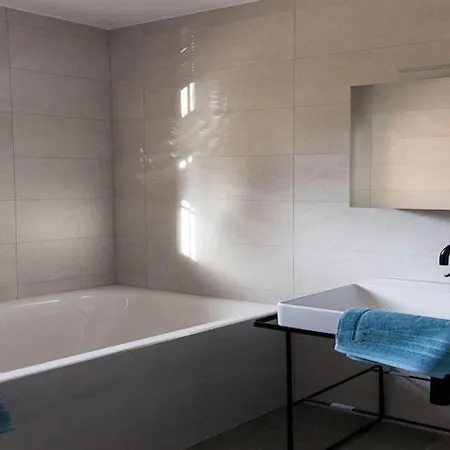 Holiday home With Hot Tub And Terrace, Cleaning Included Vencimont