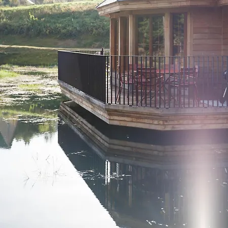 Holiday home With Hot Tub And Terrace, Cleaning Included Vencimont